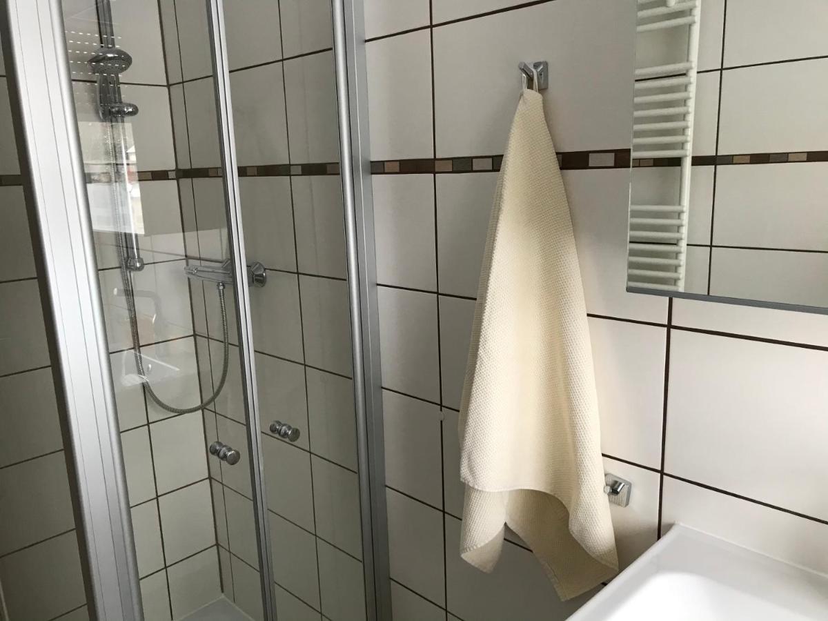 Ferienwohnung Von Paris Petersberg  Extérieur photo