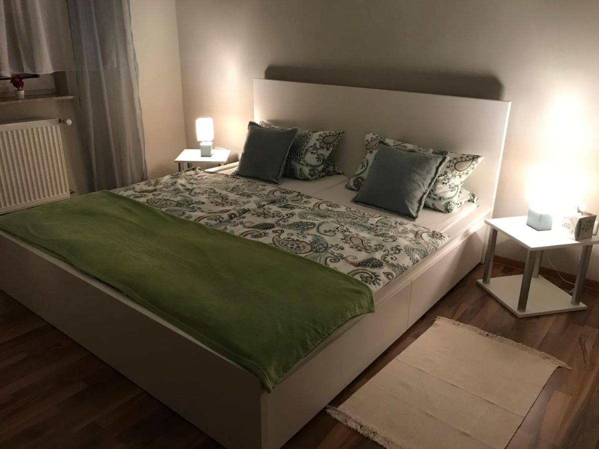 Ferienwohnung Von Paris Petersberg  Extérieur photo